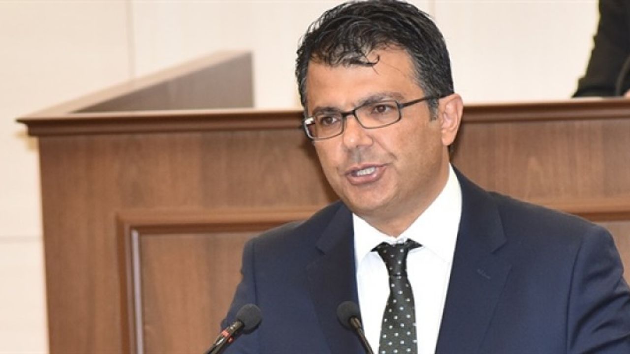 Akansoy: Hükümeti zor günler bekliyor...