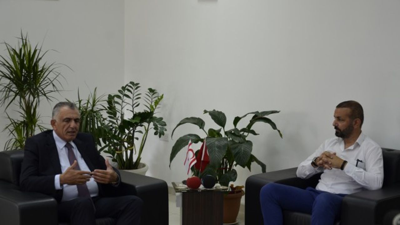 Çavuşoğlu: Toplu taşımacılığın halinden kimse memnun değil