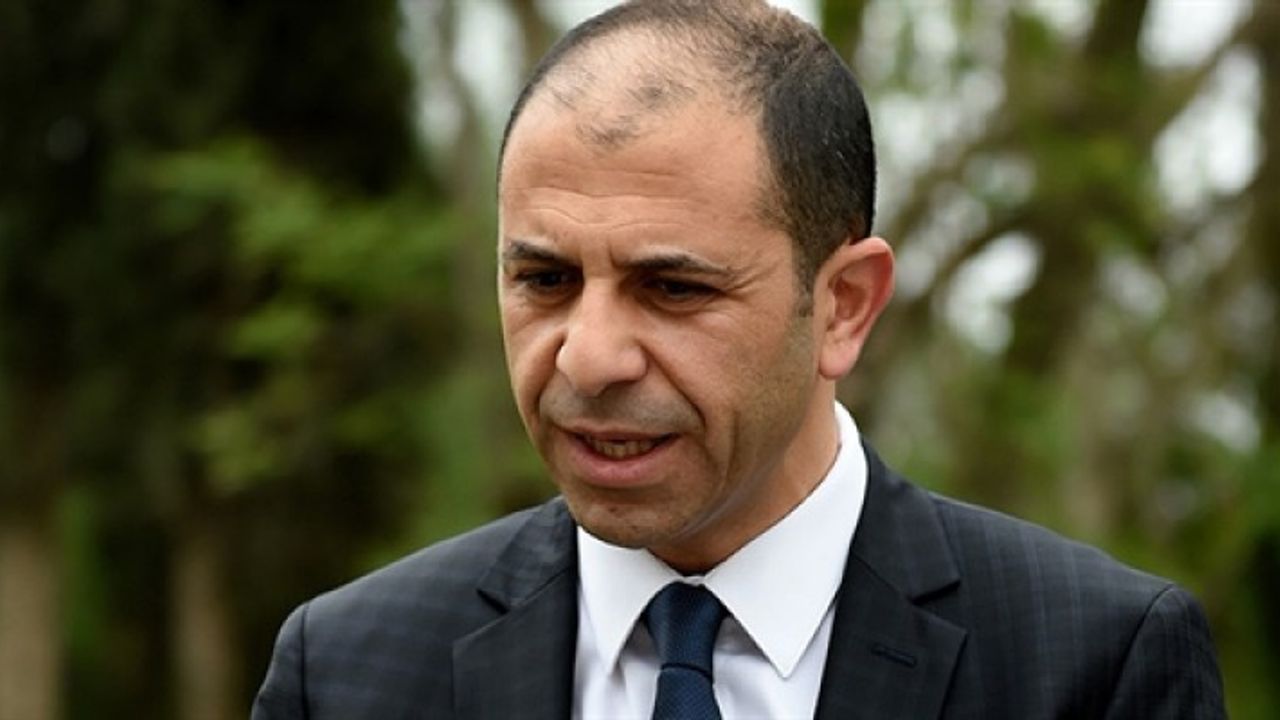 Özersay: Mesele ne Serdar beydir ne de oğlu!