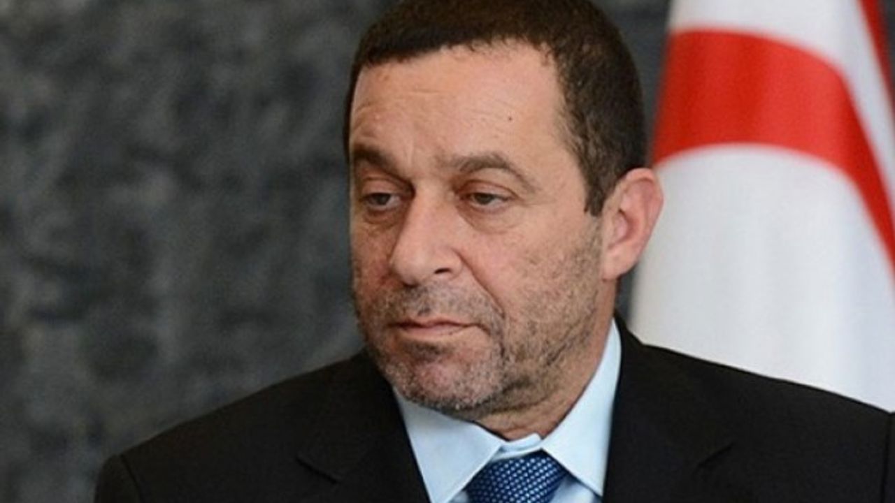 Serdar Denktaş DP Genel Başkanlığı'ndan istifa etti...