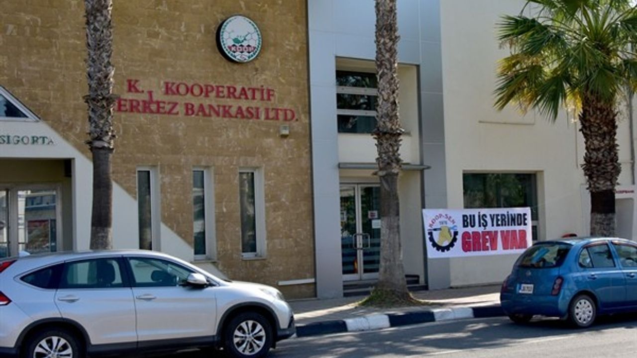 KOOP-SEN, Tüm gün uyarı grevi yapıyor
