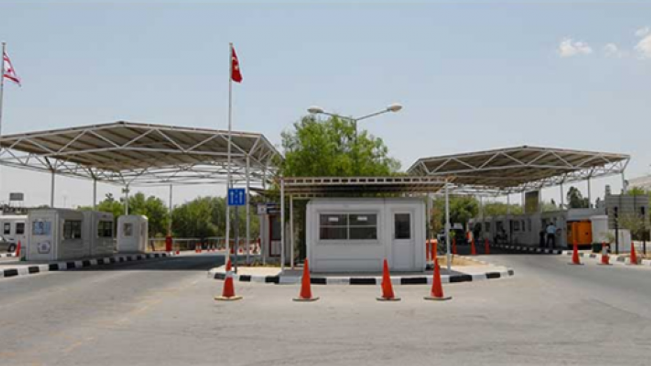 Geçişlerde tam aşılılardan negatif test sonucu istenmeyecek