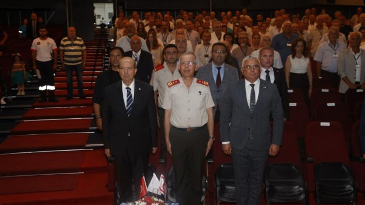 Tatar, Girne’de Sivil Savunma Teşkilatı’nın terhis törenine katıldı