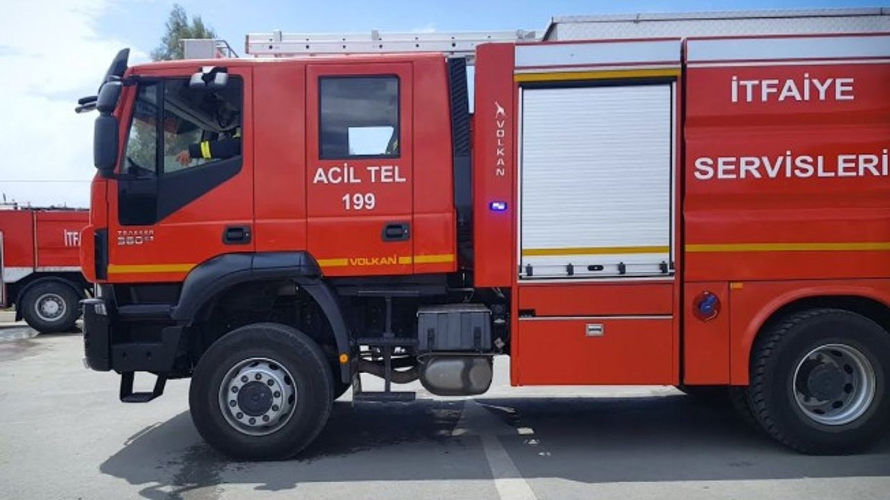 Alsancak’ta tadilat yapılan evde yangın çıktı