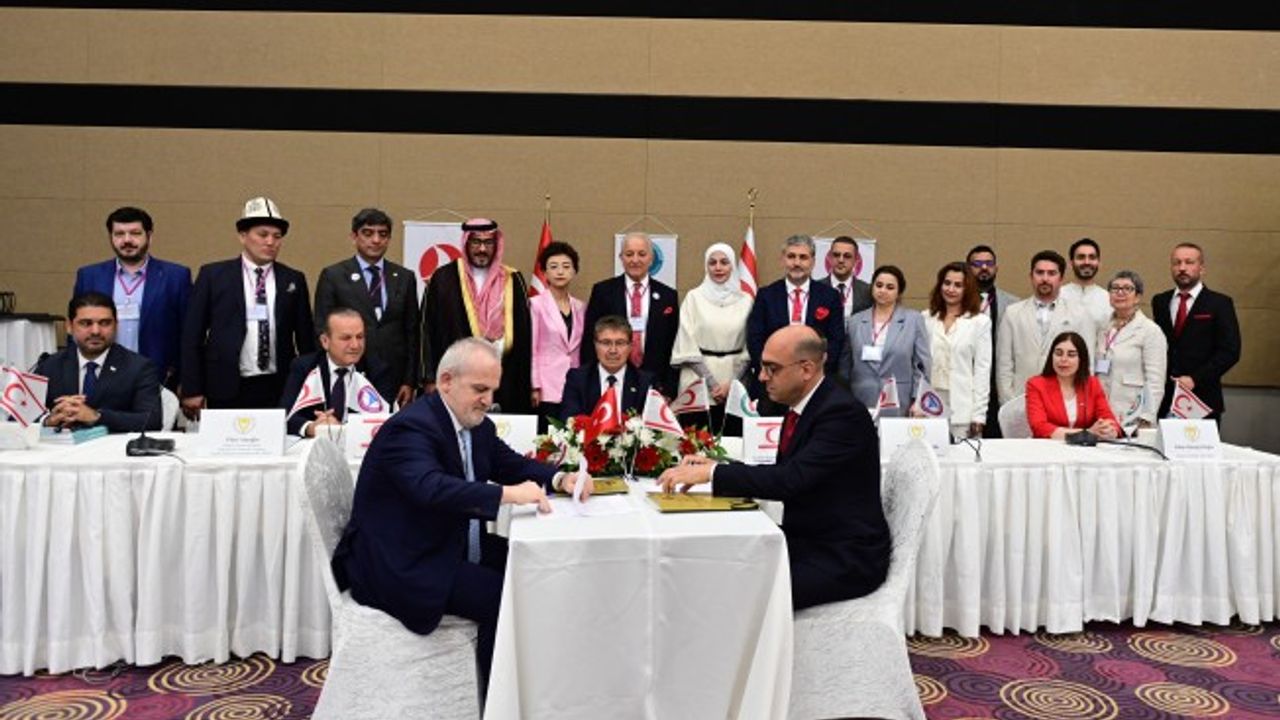 Gazimağusa’da yapılacak yeni nesil otel ve rehabilitasyon merkezi için protokol imzalandı