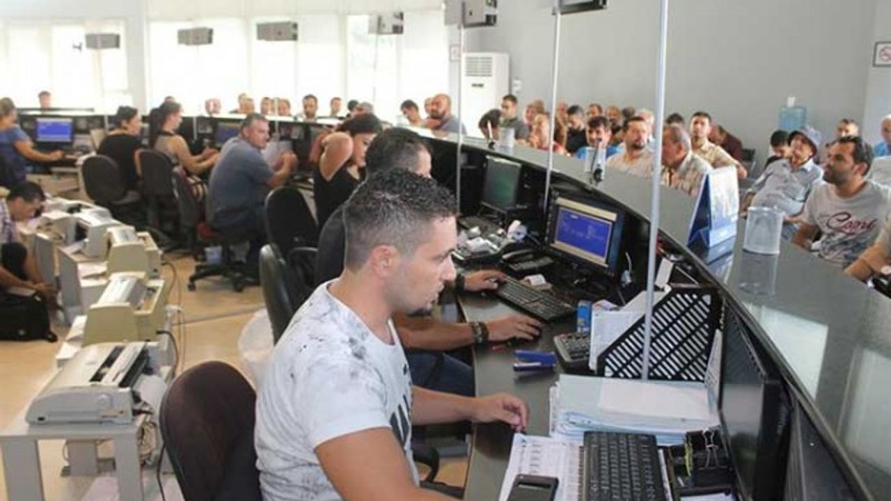 Kamuda tek tip mesai uygulaması bugün başladı