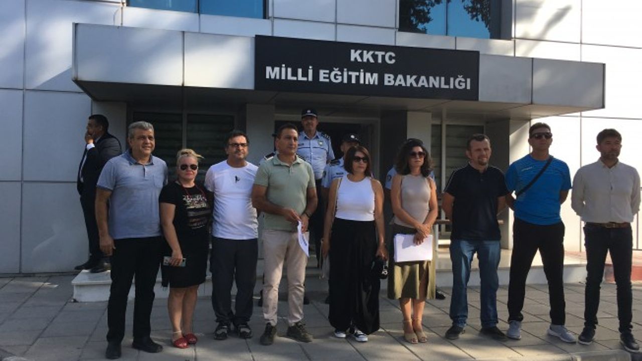 KTOEÖS eylem yaptı, Bakan Çavuşoğlu açıkladı...