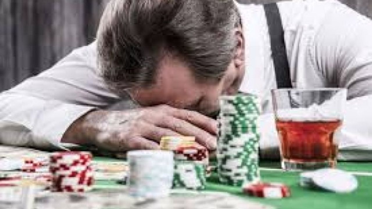 Kumar Bağımlılığı İntihar Riskini Artırıyor!