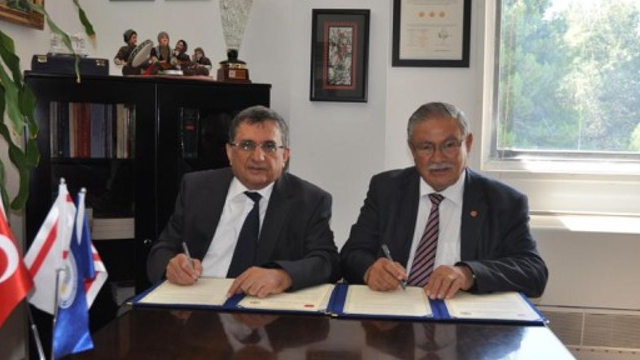 DAÜ İLE SAĞLIK BAKANLIĞI ARASINDA İŞBİRLİĞİ PROTOKOLÜ İMZALANDI