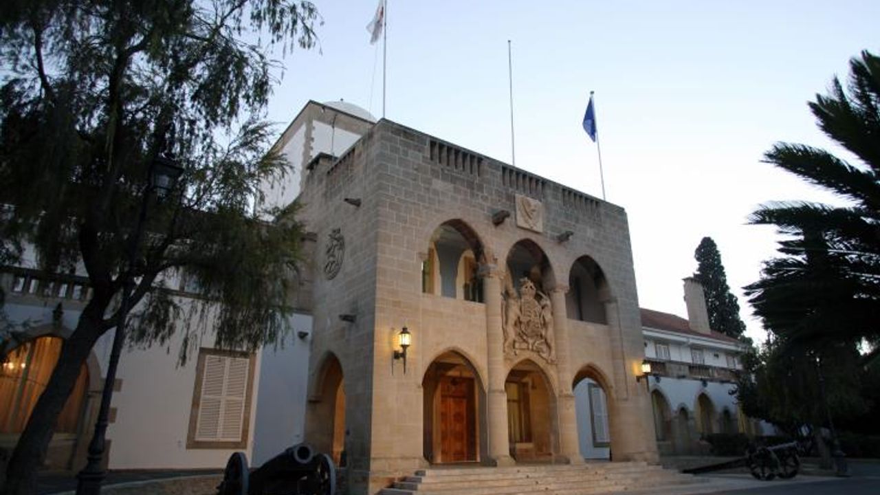 Rum Yönetimi, Kıbrıslı Türklere yönelik 14 maddelik paket açıkladı