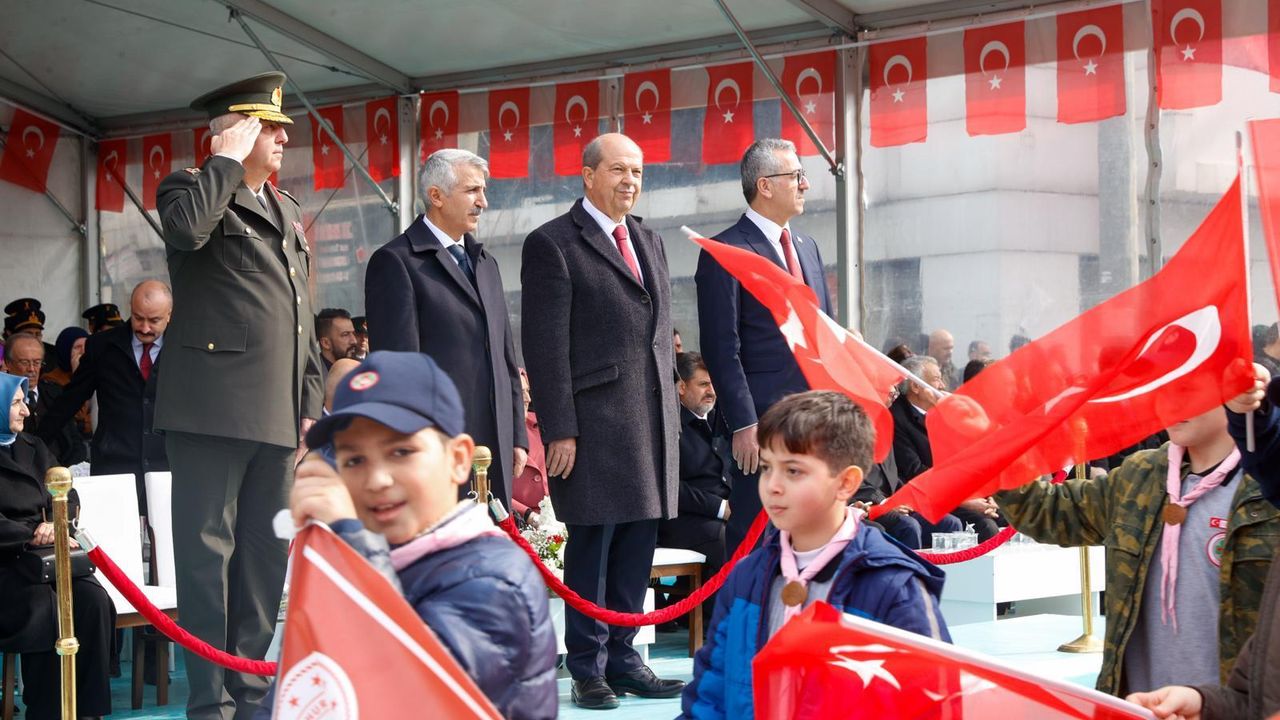 “Türkiye ile emin adımlarla geleceğe yürümeye devam edeceğiz”