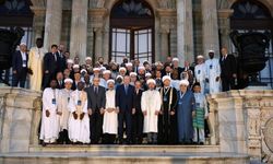 Ünsal “Dünya İslam Bilginleri İstişare Zirvesi”ne katıldı