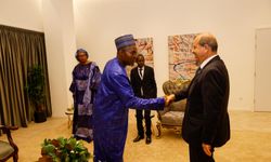 Tatar, ilk resmi görüşmesini Gambiya Cumhurbaşkanı Yardımcısı Jallow ile yaptı