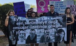 DAÜ’lüler kadına yönelik şiddetin son bulması için yürüdü