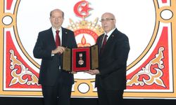 Tatar’a “Türk Dünyası Üstün Hizmet Madalyası” verildi