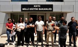 KTOEÖS, Bekirpaşa Lisesi'ndeki sınavlarla ilgili Bakanlık önünde açıklama yaptı