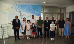 Çocuk Onkoloji Bölümü'nde eğitimlerine devam eden çocuklar karnelerini aldılar