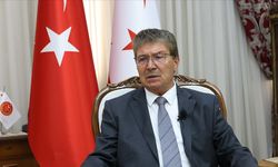 Başbakan Üstel, 13. maaşların 25 ve 26 Aralık'ta ödeneceğini açıkladı