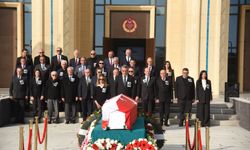 Kenan Atakol için Cumhuriyet Meclisi’nde tören düzenlendi