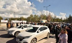 Eylemciler, Fiber optik protokolüne karşı Meclis önünde toplandı