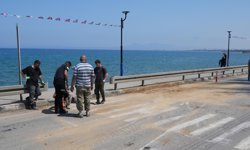 Lefke Belediyesi, Ecevit Caddesi’nde çöken yolu onardı