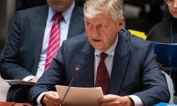 Lacroix yarın Kıbrıs'a geliyor