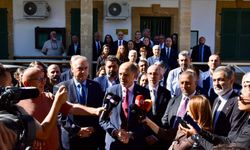 Özersay: "Ülkedeki bütün sorunlar çözülebilirdir. Çözmeye talibiz"