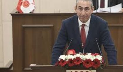 Tosunoğlu milletvekilliğinden de istifa etti...