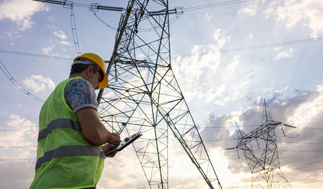 Türkiye'de elektriğe yüzde 38 zam