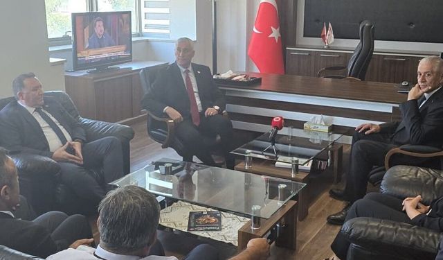 Taçoy: “Bu zor dönemde elimizi taşın altına koyabilecek cesareti gösterebilmek önemlidir”