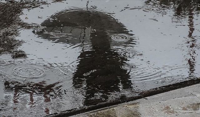 Yağışlar pazartesiye kadar sürecek, sıcaklık düşecek