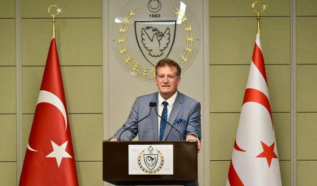 Arıklı, görevden alınmasını "UBP'nin siyasi komplosu" olarak değerlendiriyor