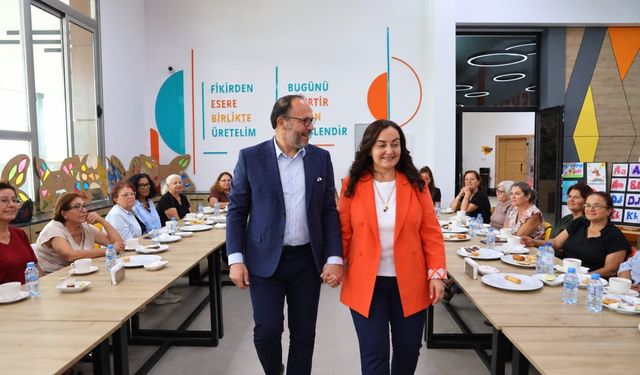 İskele Belediye Başkan adayı Sadıkoğlu kadın kursiyerlerle buluştu