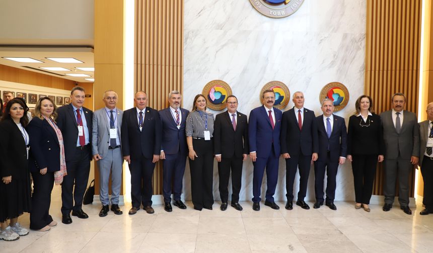 Türkiye-KKTC İkinci Ekonomi Konferansı’nda KKTC’nin potansiyeli ve iş birlikleri ele alındı