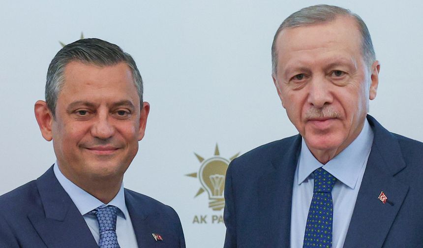 Cumhurbaşkanı Erdoğan CHP Genel Başkanı Özel ile görüştü