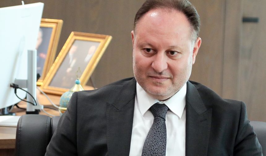 Öztürkler: “PKK'nın kendini feshetme ve silah bırakma kararını memnuniyetle karşılamaktayım”