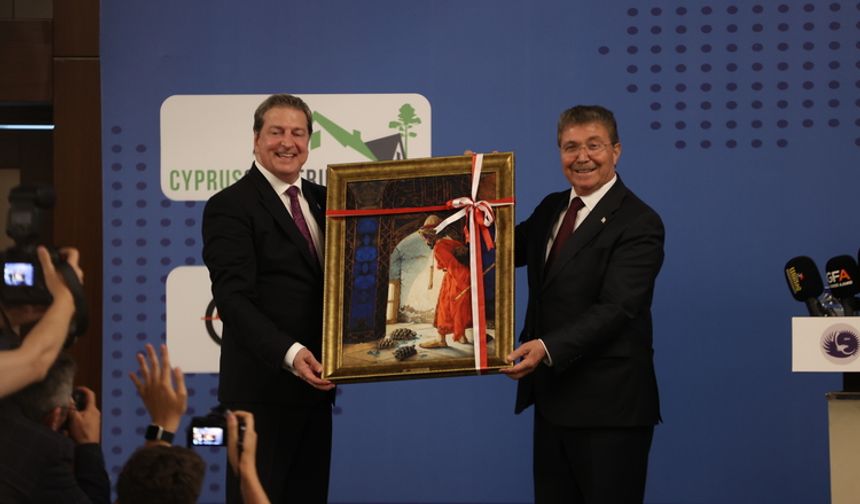 "Kıbrıs Türk halkı 1950'lerden beri varoluş mücadelesi veriyor"