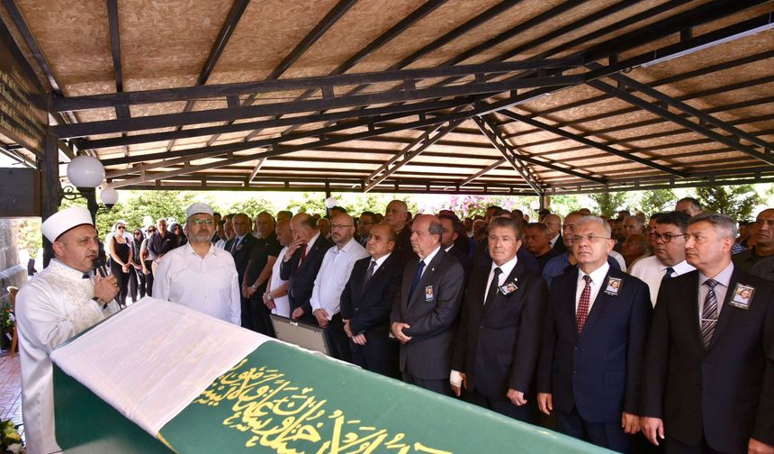 Başbakan Üstel'in ablası Selma Kumova, son yolculuğuna uğurlandı