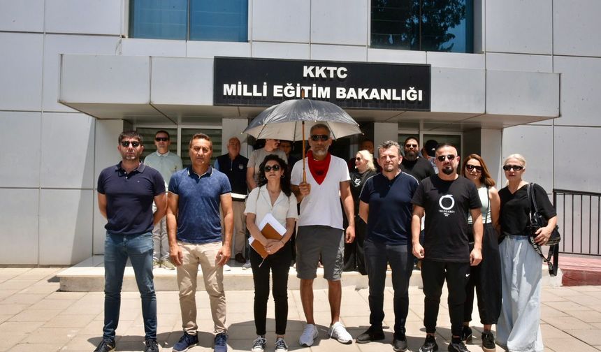KTOEÖS Milli Eğitim Bakanlığı önünde eylem yaptı