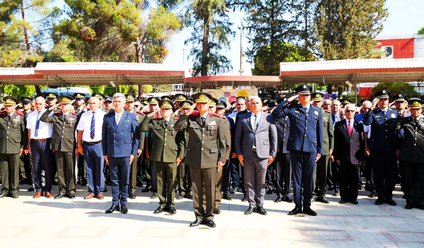 1 Ağustos Toplumsal Direniş Bayramı... Lefkoşa’daki ilk tören Atatürk Anıtı ve Şehitler Anıtı’nda