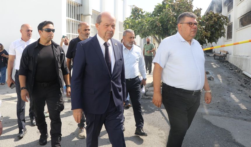 Tatar, Gümrük ve Rüsumat Dairesi'ne ait antrepodaki yangınla ilgili bilgi aldı