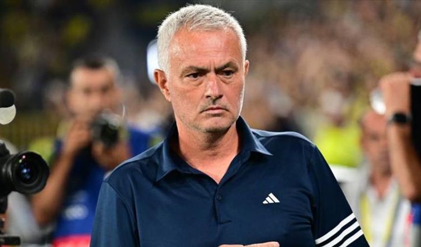 Resmen açıklandı: Fenerbahçe'de Mourinho gönderildi