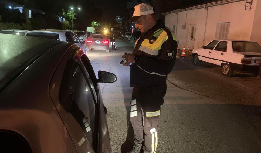 Beş ilçede toplam 89 araç trafikten men edildi, 7 kişi tutuklandı