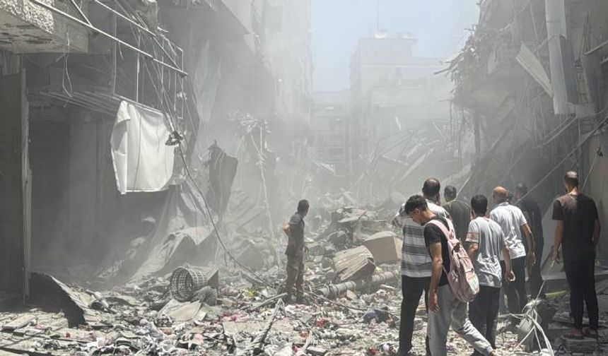 Gazze'de ateşkes: Rehine ve mahkûmlar serbest bırakılıyor