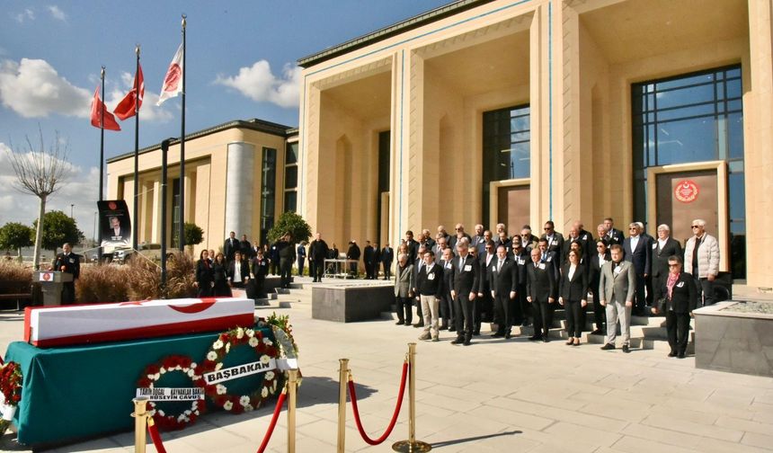 Salih Coşar son yolculuğuna uğurlanıyor...