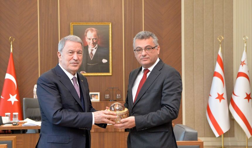 Erhürman TBMM Milli Savunma Komisyonu Başkanı Hulusi Akar’ı kabul etti