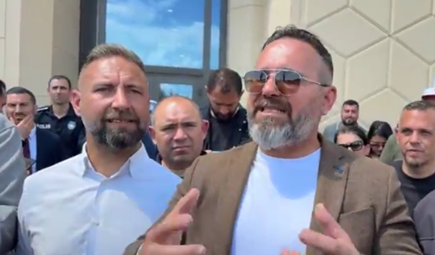 Meclis’te bekleyiş sürüyor