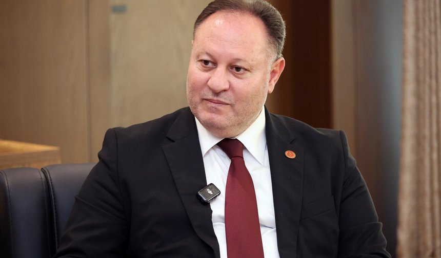 “Rumlar milli gelirini refah yerine silaha harcıyor”