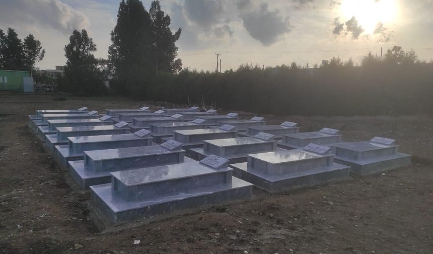 “Türk ve Rum mezarlıklarındaki koruma ve restorasyon çalışmaları sürüyor”