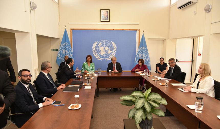 Guterres, Erhürman ve Hristodulidis’in ara bölgede bir araya geldiği üçlü görüşme başladı